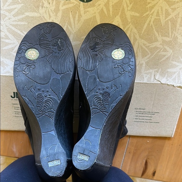 JBU Black Ankle Booties with Laser-Cut Design Wedge leather / textile upper - Picture 5 of 6